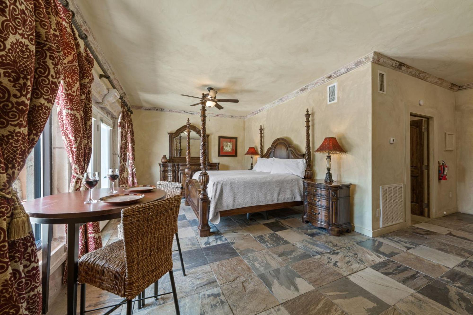 Blanco Riverside Cottages Екстериор снимка