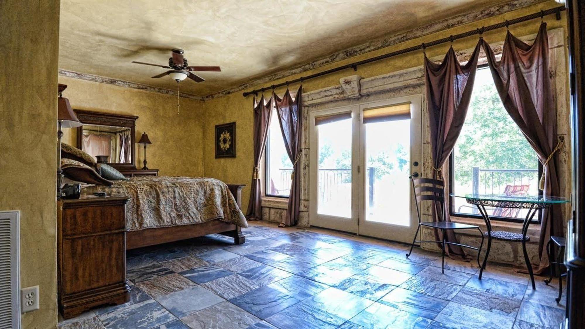 Blanco Riverside Cottages Екстериор снимка